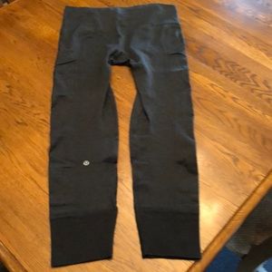Charcoal gray Lululemon leggings